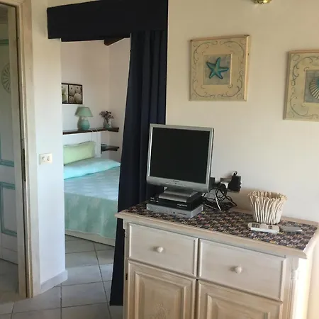 Villetta Mare Erica Holiday home *
